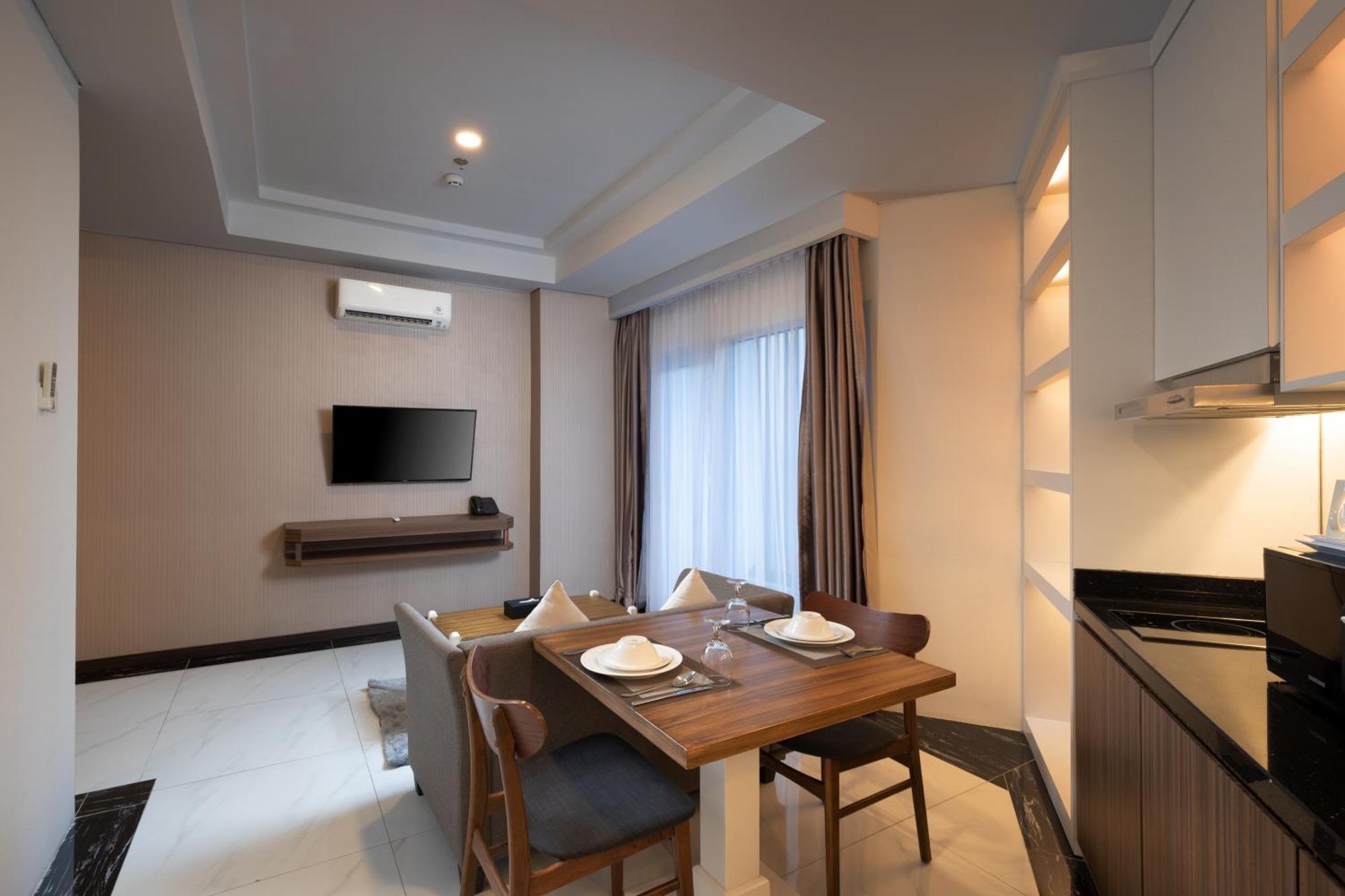 Panbil Residence Serviced Apartment Batam Exteriör bild