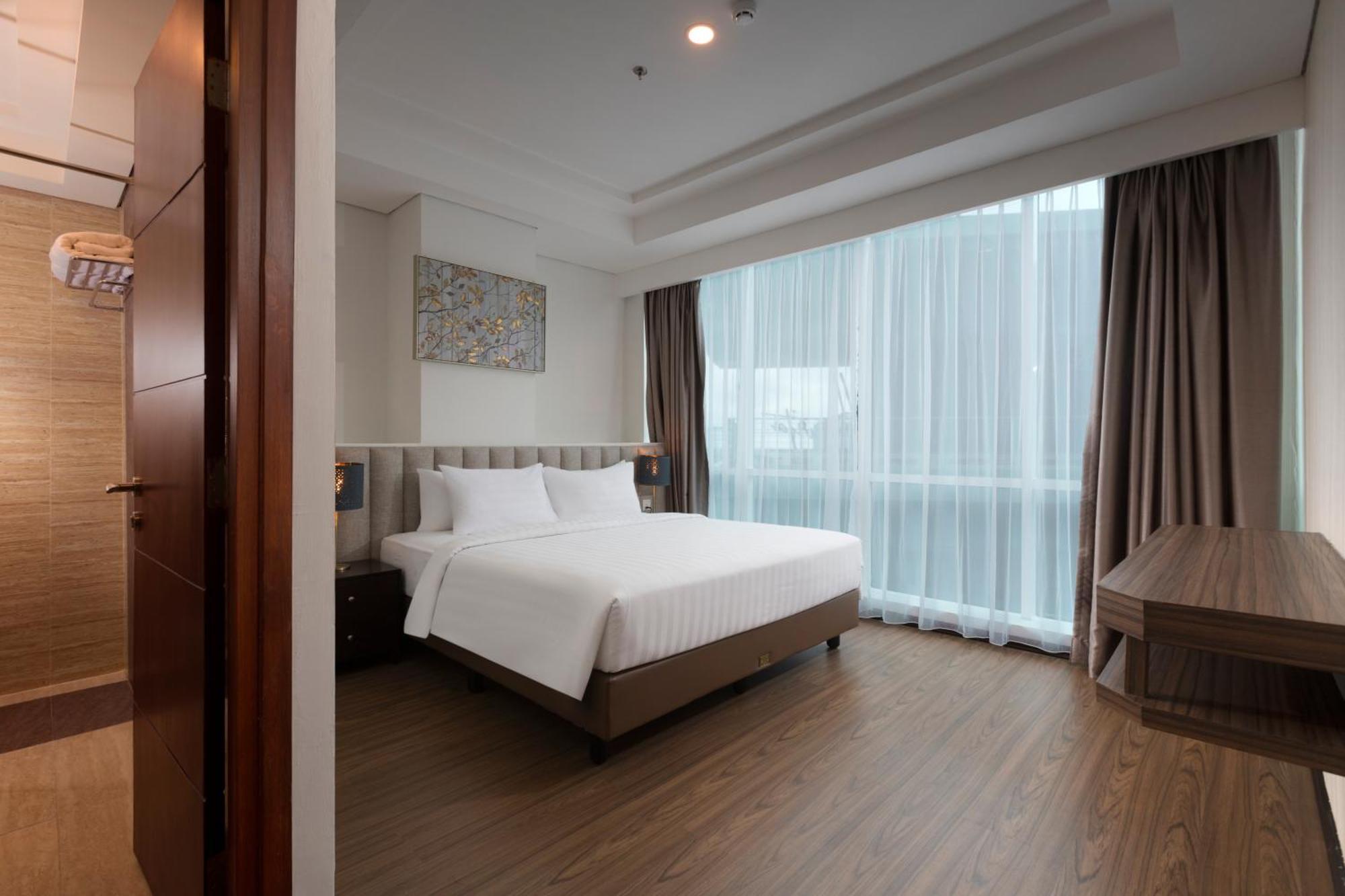 Panbil Residence Serviced Apartment Batam Exteriör bild