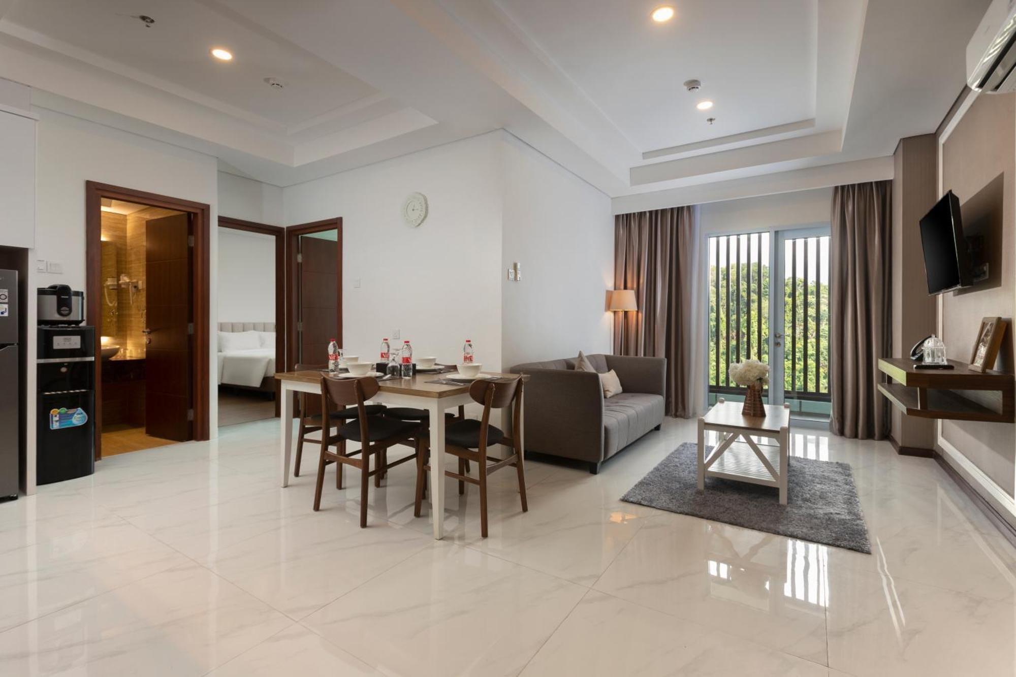 Panbil Residence Serviced Apartment Batam Exteriör bild